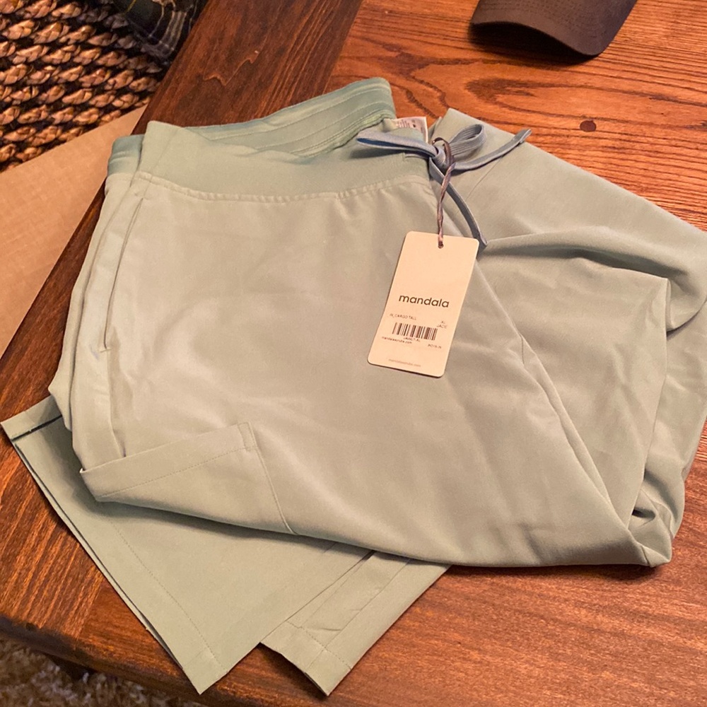 NWT Mandala XL tall scrub pants